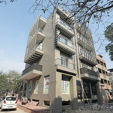 Oyo 11071 Hotel Tisya 德里 外观 照片